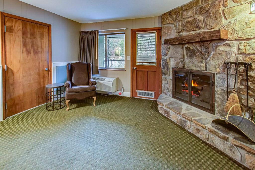 Brookside Lodge - Suite De Luna De Miel