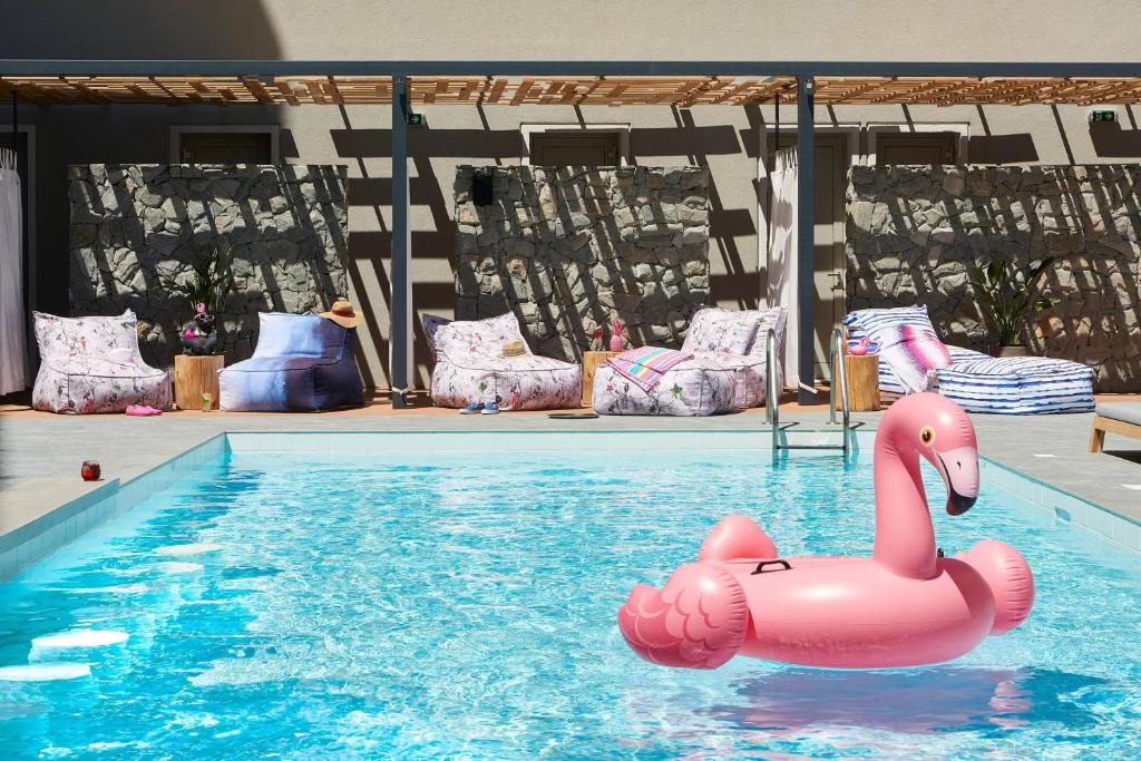 Moxy Patra Marina - Resim 43