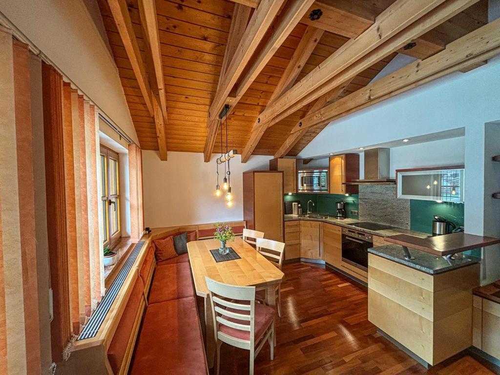 Kuchyň nebo kuchyňský kout v ubytování Landhaus Zaglauhof