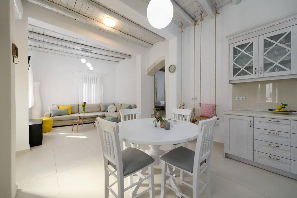 Fotografie z fotogalerie ubytování Chrisanthi Elegant Villa v destinaci Pitsidia