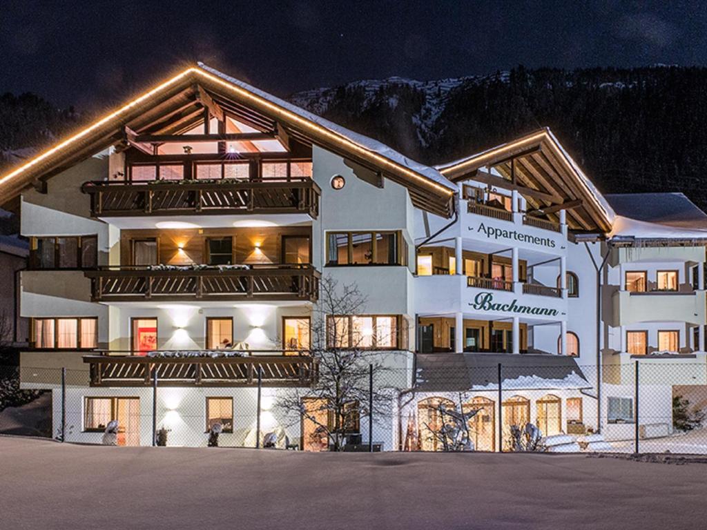 Nespecifikovaný výhled na hory nebo výhled na hory při pohledu z apartmánu