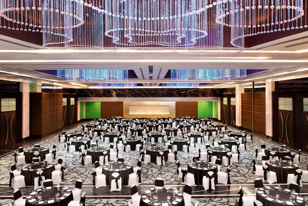 Restaurace v ubytování Le Meridien Coimbatore