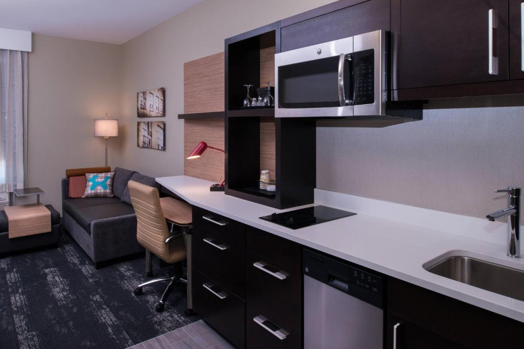 TownePlace Suites by Marriott Saskatoon - Resim 13