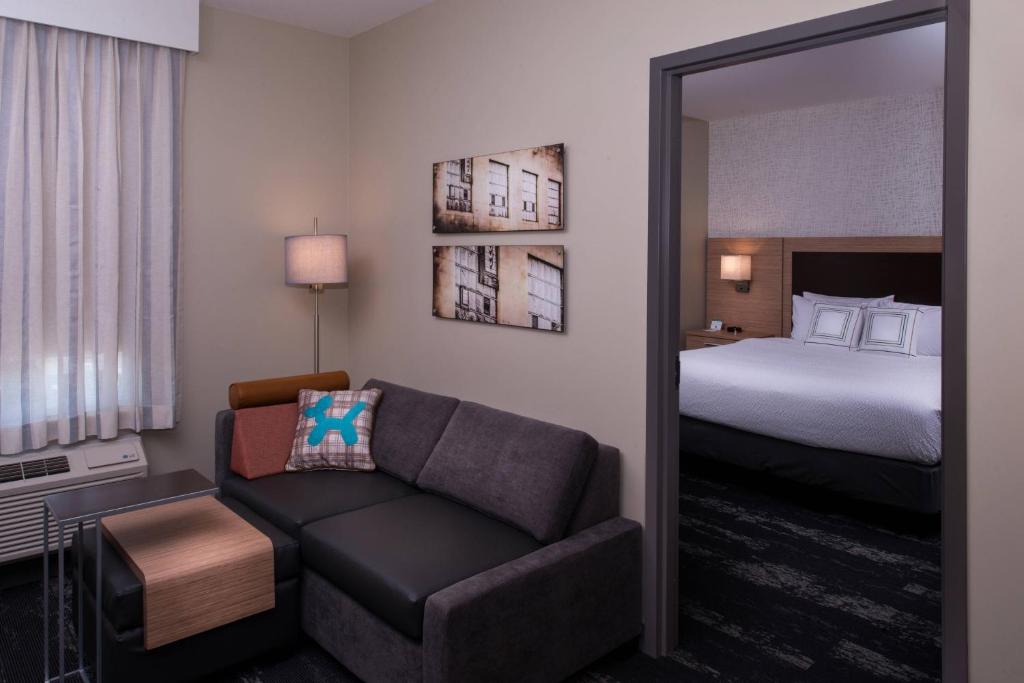 TownePlace Suites by Marriott Saskatoon - Resim 8