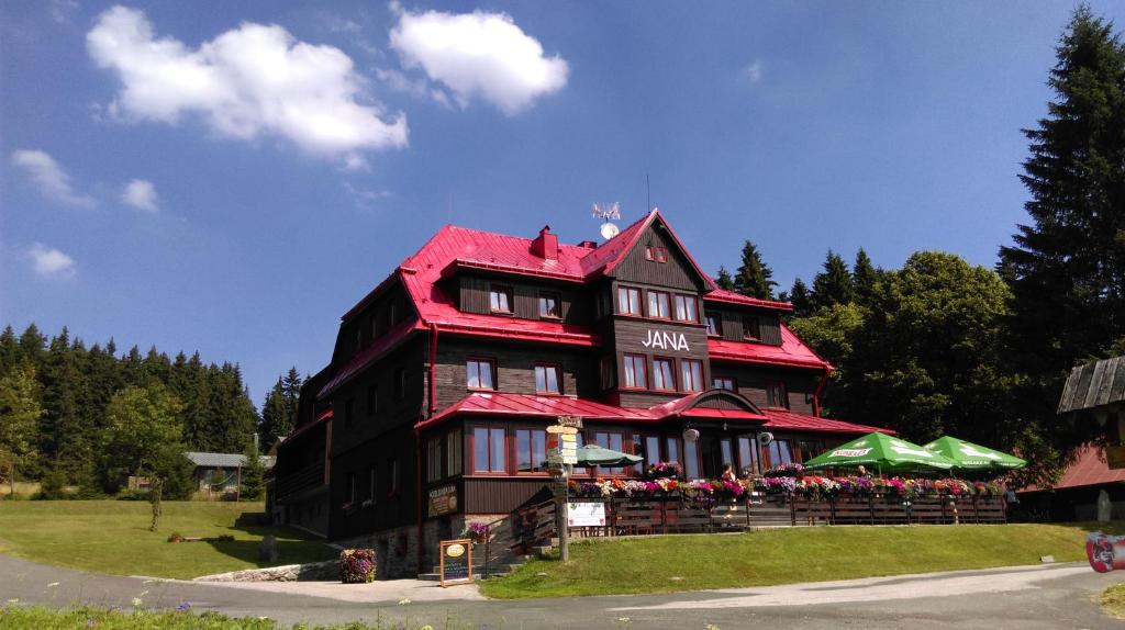 Hoone, kus hotell asub