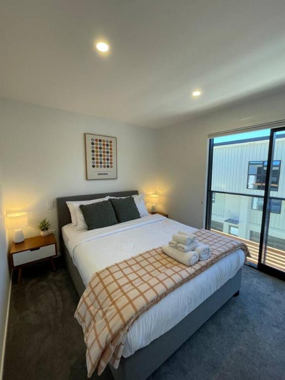Stylish and Sleek Auckland Stay - Resim 11