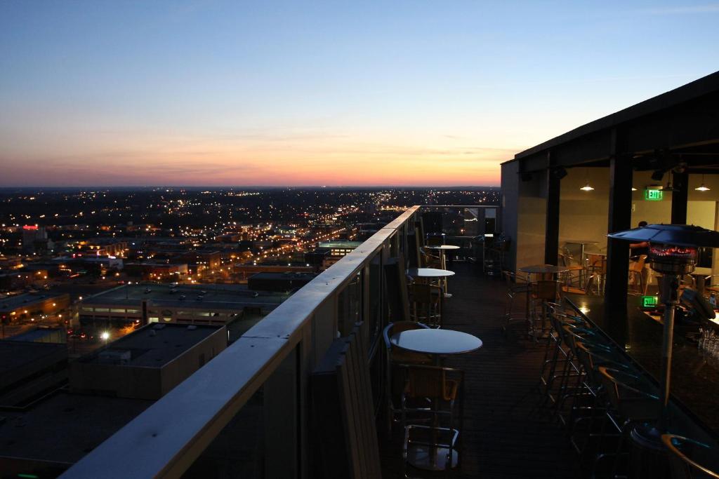 Sheraton Columbia Downtown Hotel - Housity
