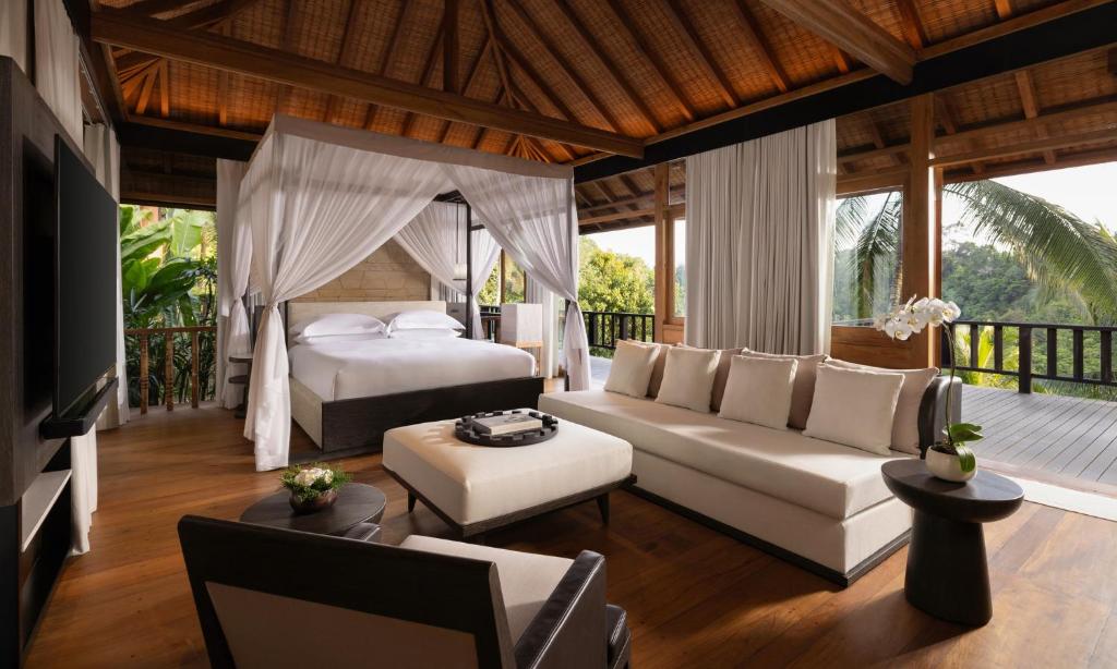 Postel nebo postele na pokoji v ubytování COMO Shambhala Estate