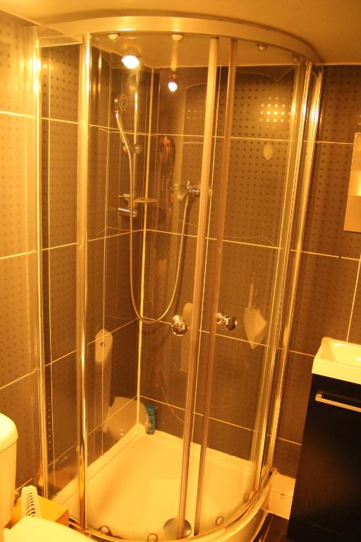 London Olympus Hotel Nirvana - Resim 13