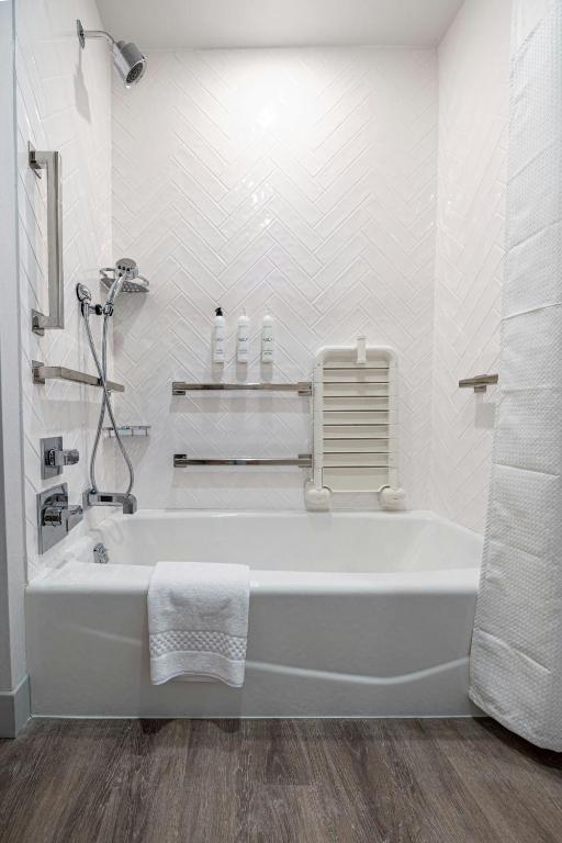TownePlace Suites by Marriott Las Vegas North I-15 photo