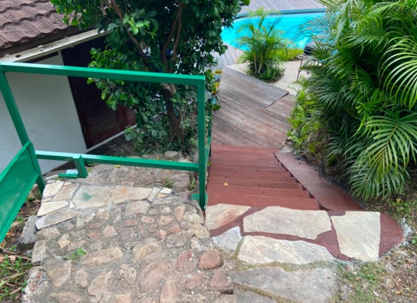 Zahrada ubytování Moorea Happy Bungalow