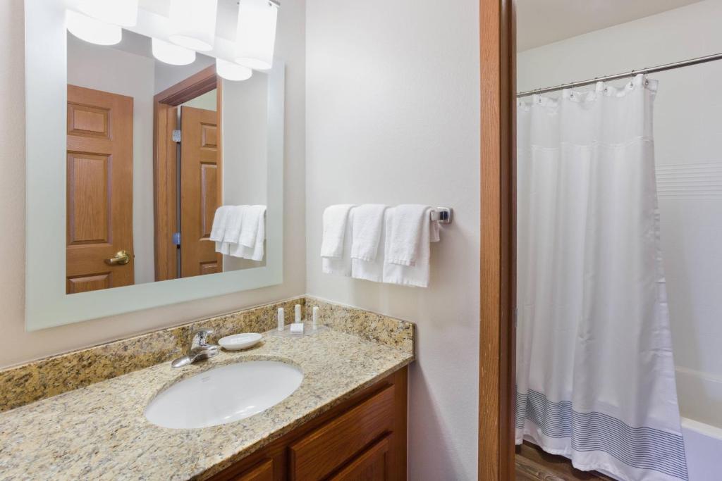 TownePlace Suites Minneapolis West/St. Louis Park photo