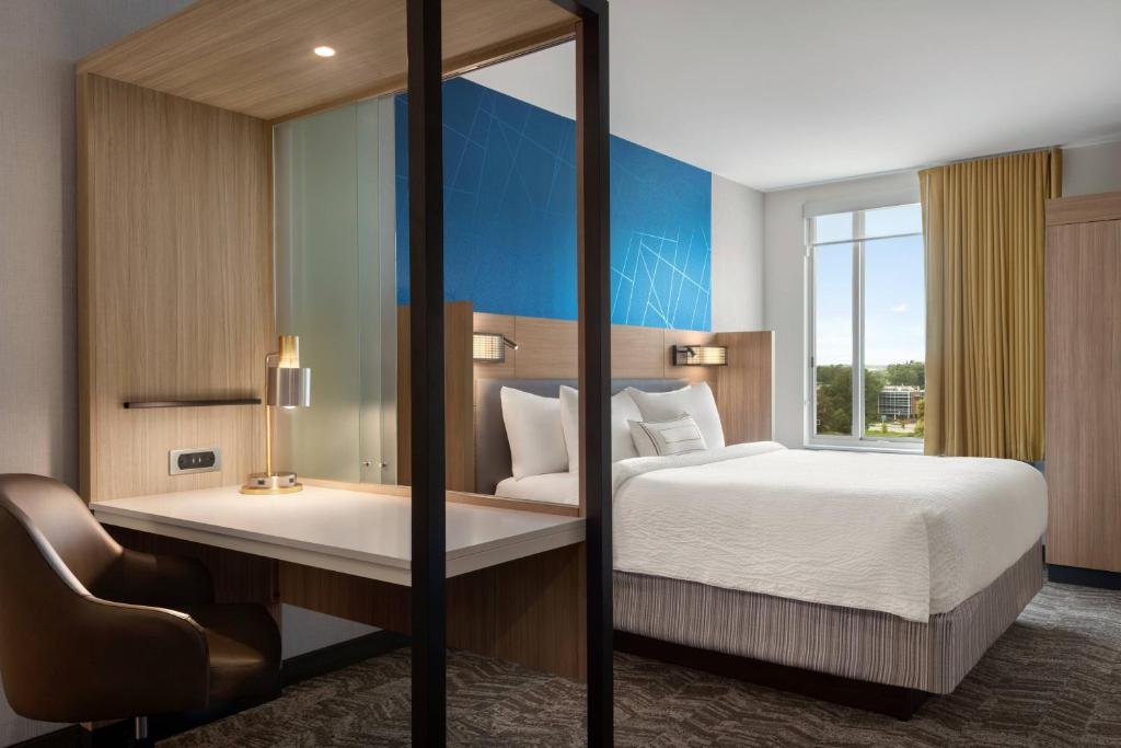 SpringHill Suites by Marriott Milwaukee West/Wauwatosa photo