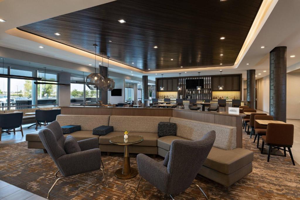 Posezení v ubytování SpringHill Suites by Marriott Dallas Richardson/University Area