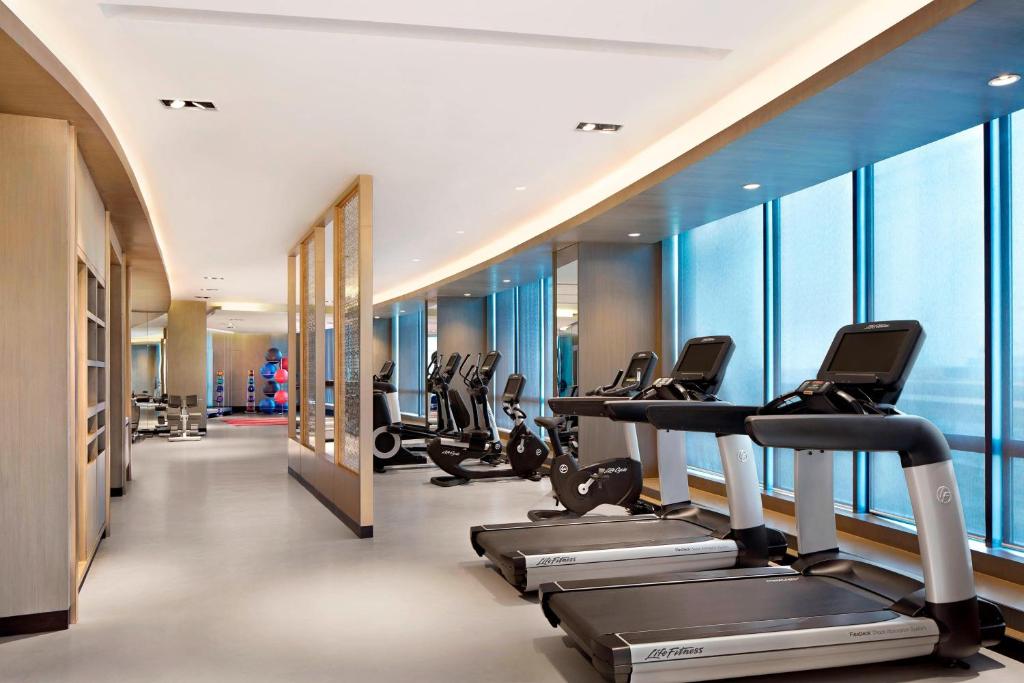 Fitness centrum a/nebo fitness zařízení v ubytování The Westin Kolkata Rajarhat