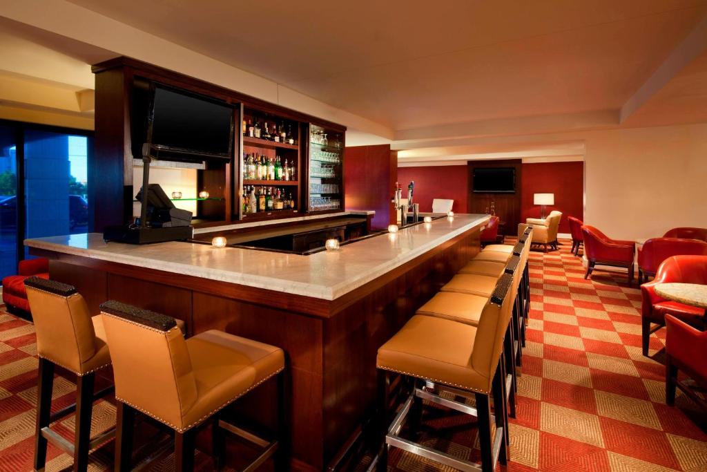 Sheraton Albuquerque Uptown by Marriott photo