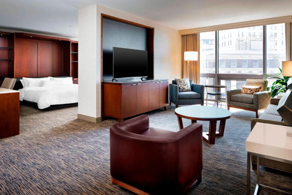 The Westin Cincinnati - 