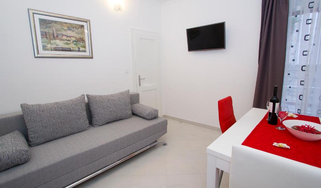 Posedenie v ubytovaní Apartment Sabioncello