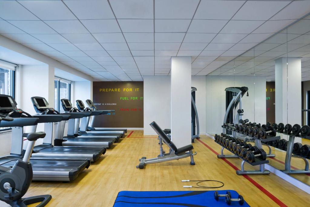 Fitness centrum a/nebo fitness zařízení v ubytování Sheraton Philadelphia University City Hotel