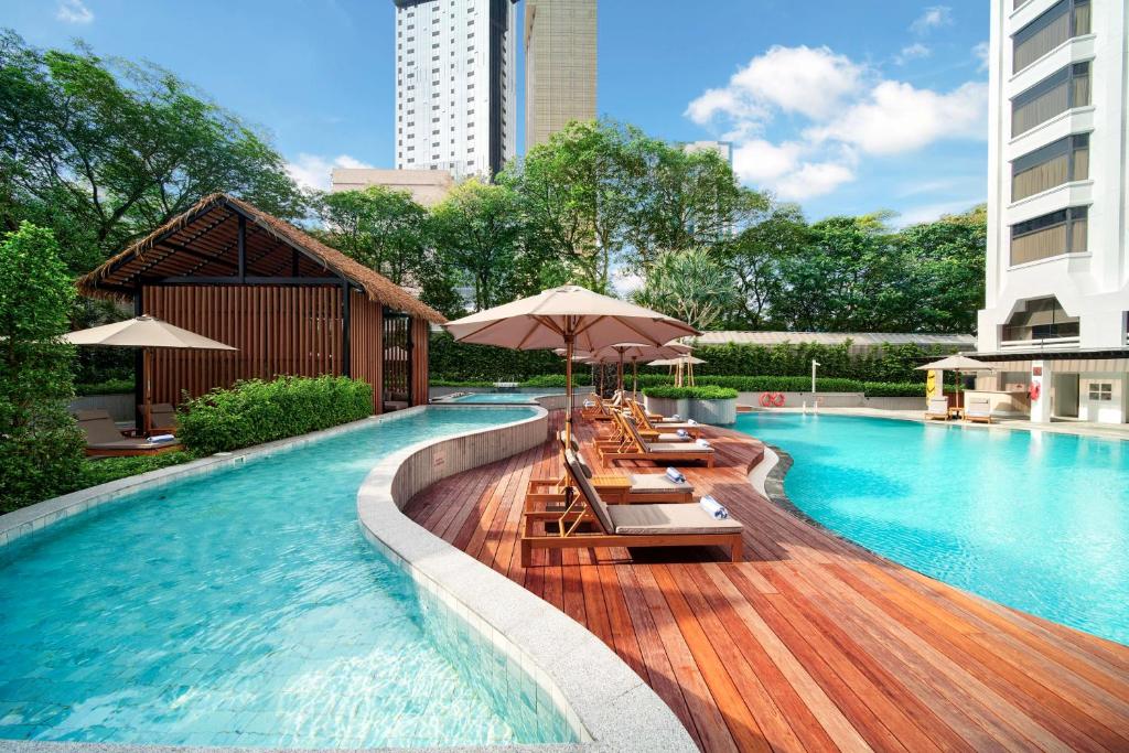 Bazén v ubytování Hilton Petaling Jaya nebo v jeho okolí