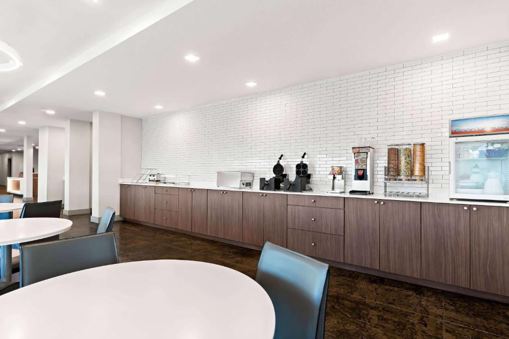 Restaurace v ubytování Holiday Inn Express & Suites George - Quincy South by IHG