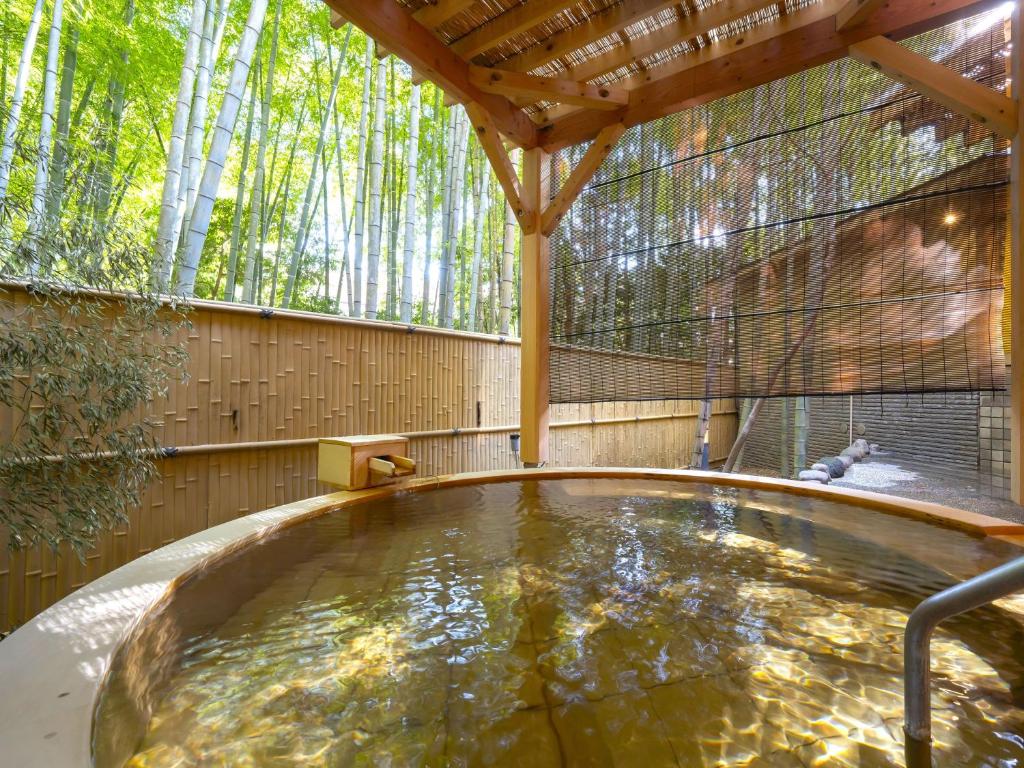箱根 水 の 音