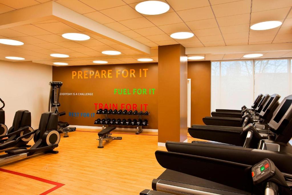 Fitness centrum a/nebo fitness zařízení v ubytování Sheraton Atlantic City Convention Center Hotel