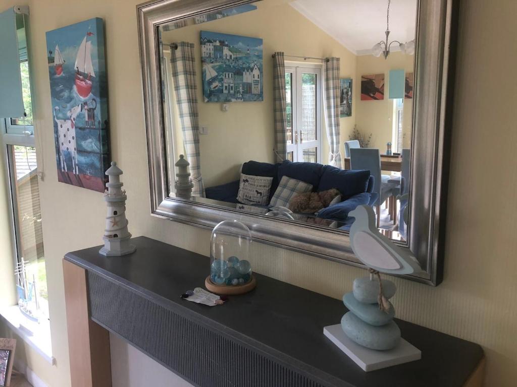 Fotografie z fotogalerie ubytování Lukes Lodge, where the fun begins, Woodland View, Hot Tub, dog friendly v destinaci Chudleigh Knighton