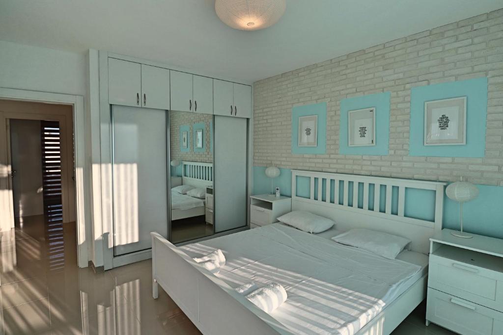 Caesar Beach Villas and Apartments - Villa De Tres Habitaciones