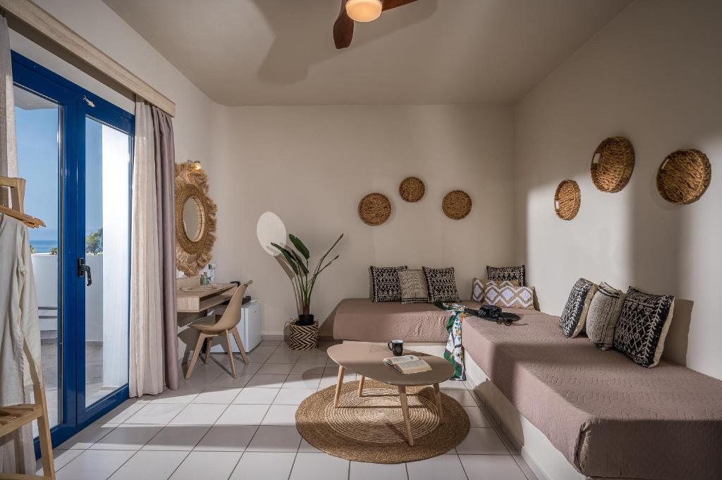 Posezení v ubytování Cretan Seaside Boutique Hotel - Adults Only