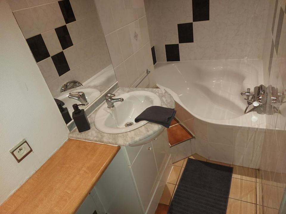 Koupelna v ubytování Gîte du sanglier