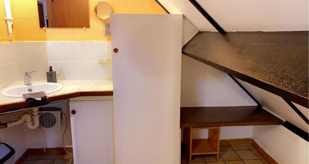 Kuchyň nebo kuchyňský kout v ubytování Gîte du sanglier