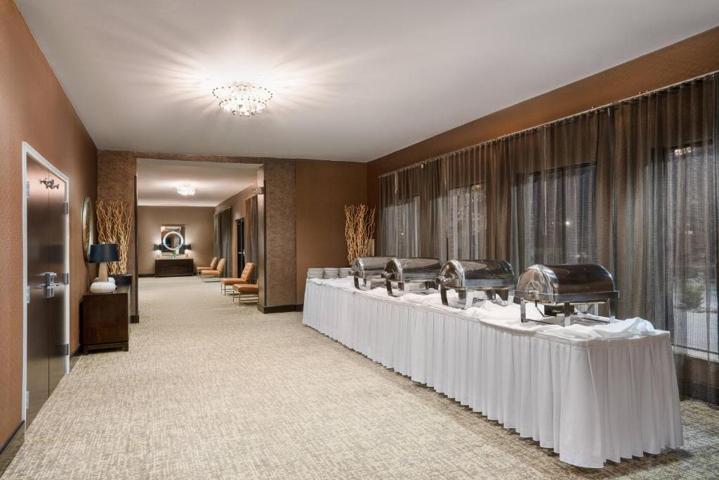 SpringHill Suites by Marriott Denton photo