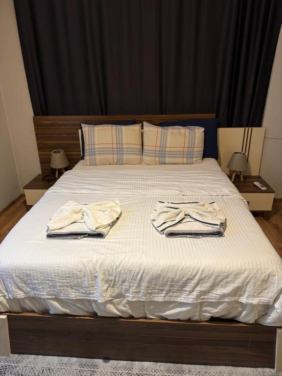 Легло или легла в стая в Garden, terrace, comfortable, central