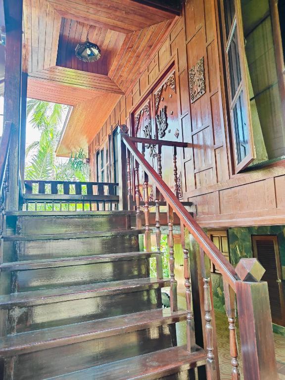 Fotografie z fotogalerie ubytování Ban Elephant Blanc Bungalow v destinaci Kata pláž