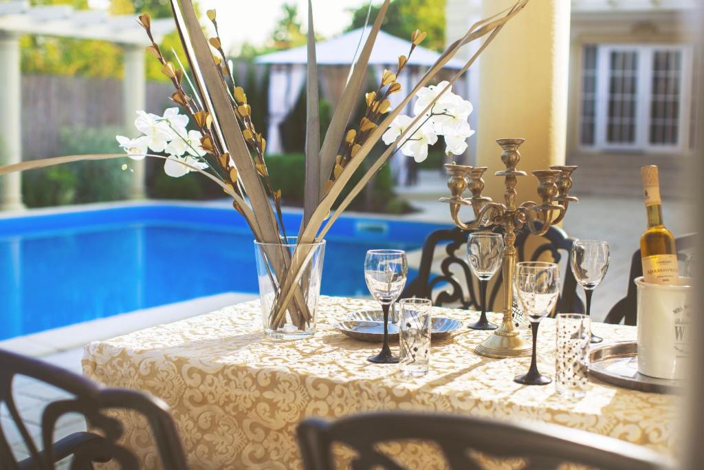Nápoje v ubytování Luxury-Villas