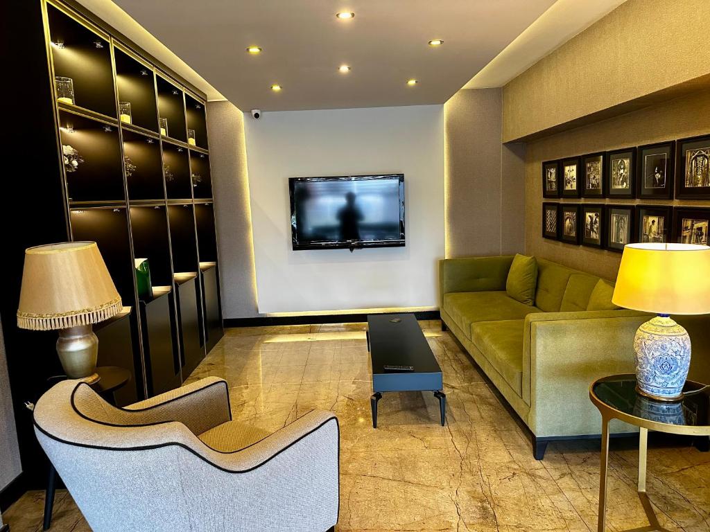 Posezení v ubytování Laodikya Hotel