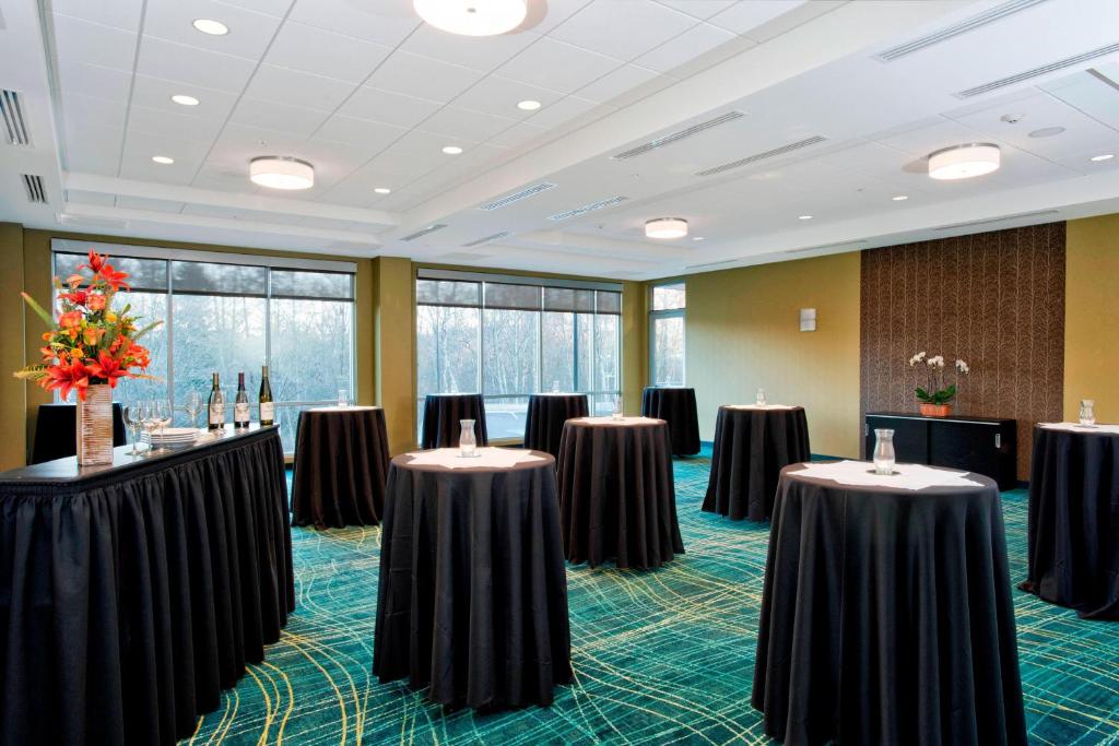 Konferenční prostory v ubytování SpringHill Suites by Marriott Bellingham