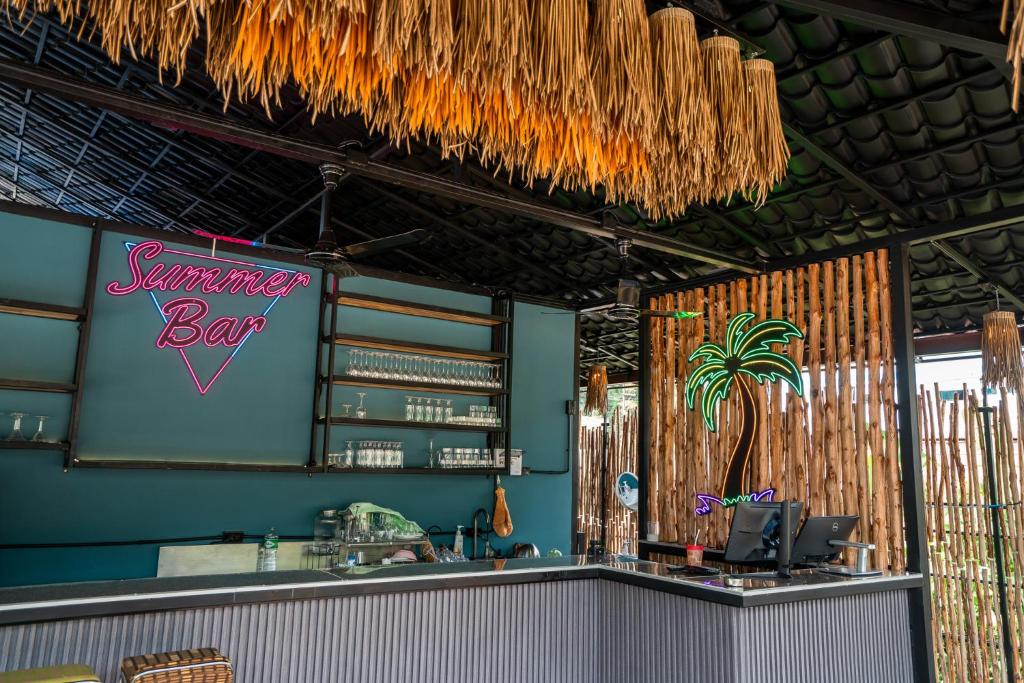 Fotografie z fotogalerie ubytování Summer Club and Hostel Ao Nang v destinaci pláž