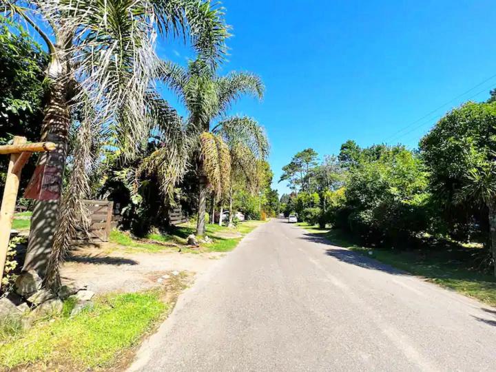 Casa con pileta y jardin