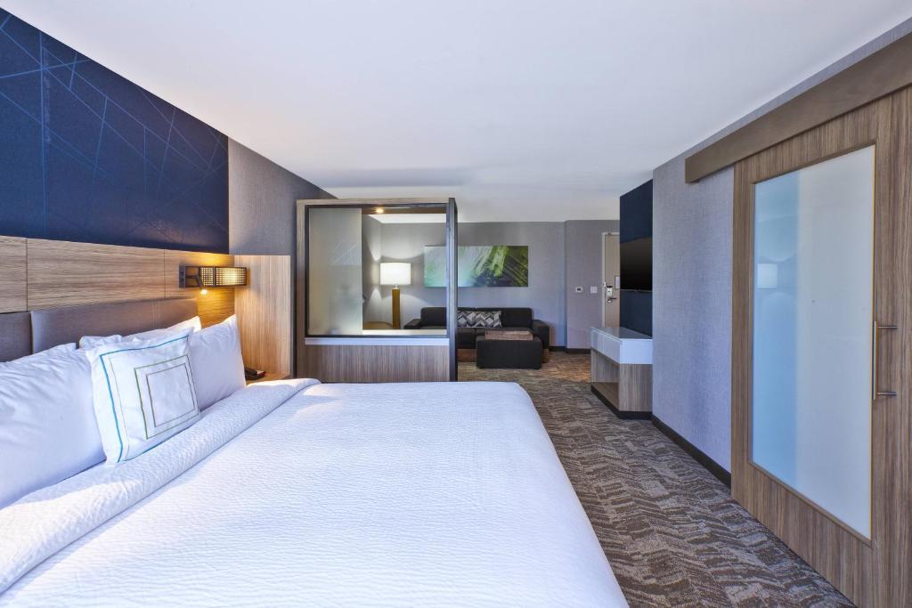 SpringHill Suites by Marriott St. Joseph Benton Harbor photo