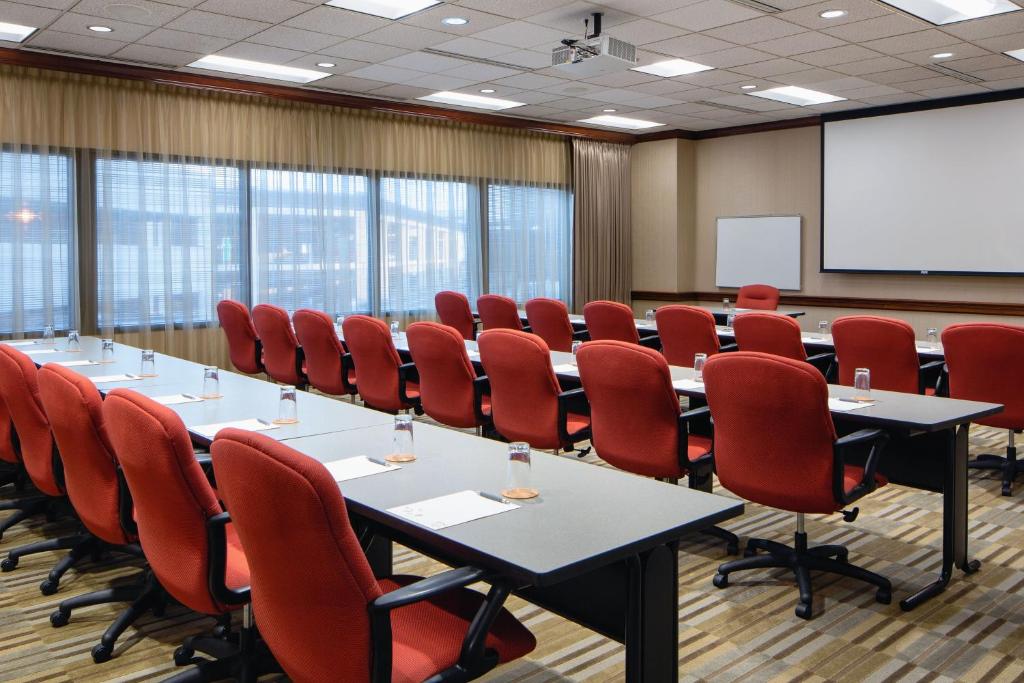 The Westin Southfield Detroit photo