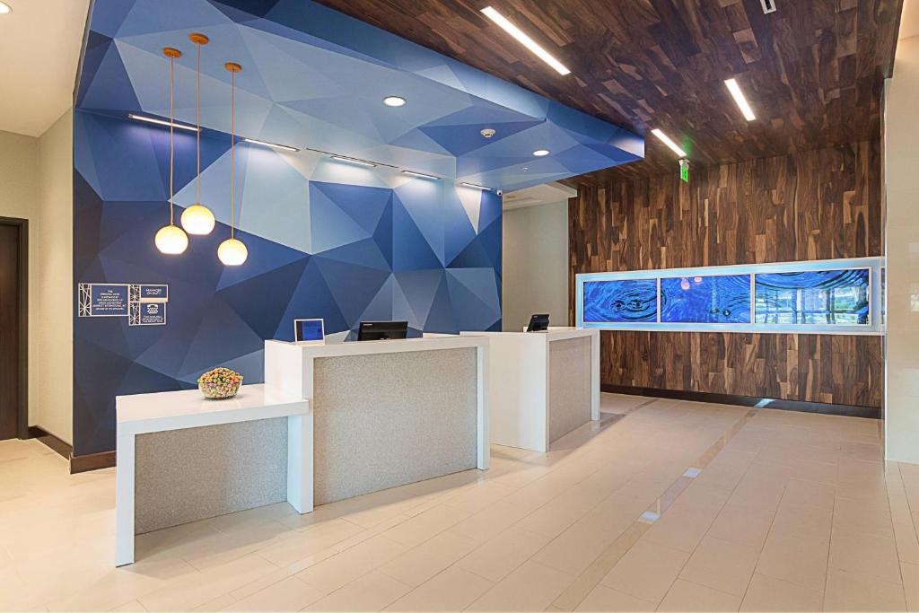 Vstupní hala nebo recepce v ubytování SpringHill Suites by Marriott Fort Worth Fossil Creek