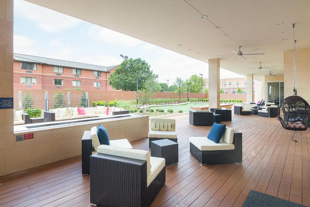 Posezení v ubytování SpringHill Suites by Marriott Fort Worth Fossil Creek