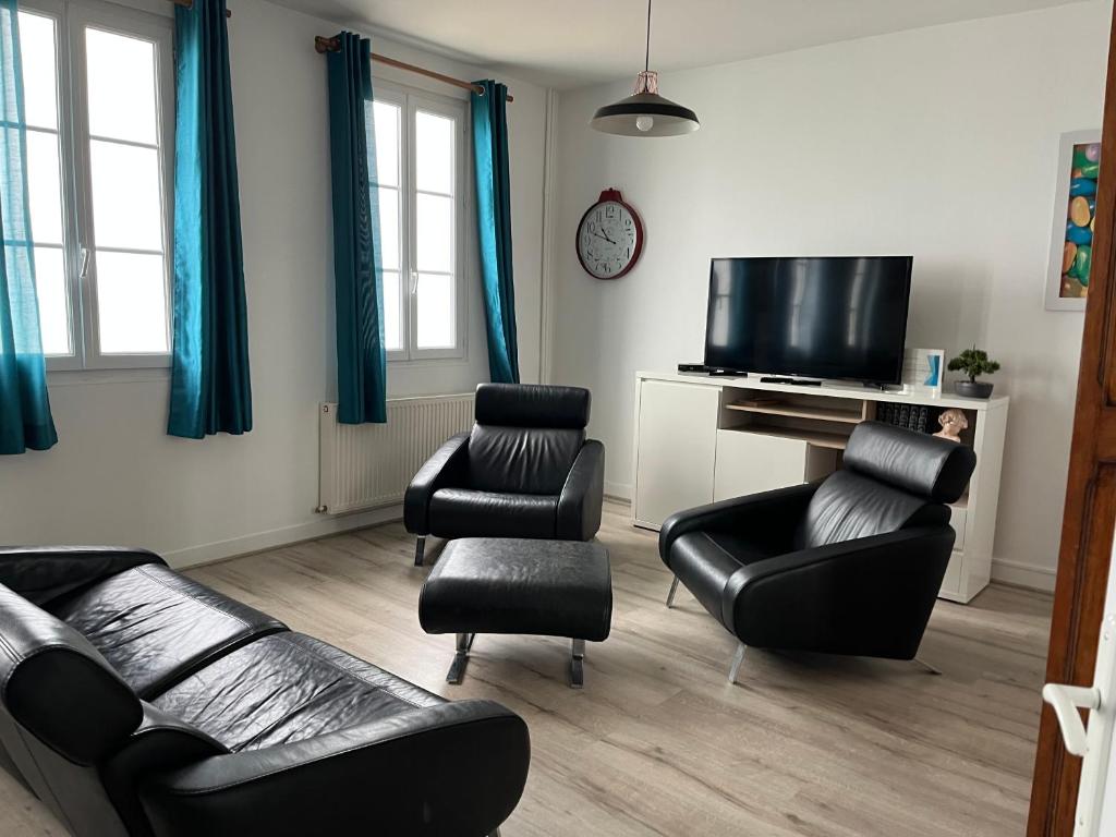 Le Noroit vue sur mer - Two-Bedroom Apartment With Sea View - Third Floor