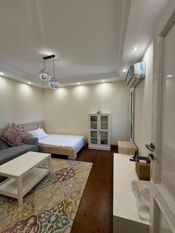 Postel nebo postele na pokoji v ubytování Apartment in New Cairo