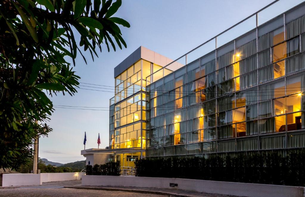  Hotel Petropolis Inn