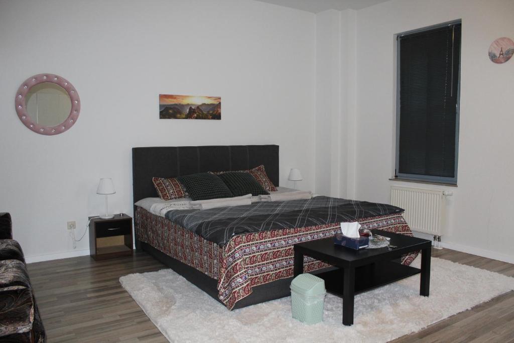 Postel nebo postele na pokoji v ubytování Cozy and Comfortable Private Room