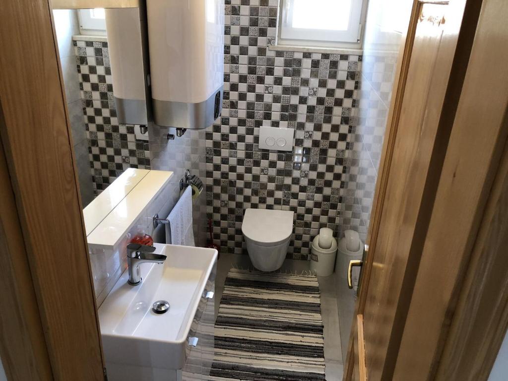 Łazienka w obiekcie House LjubaV