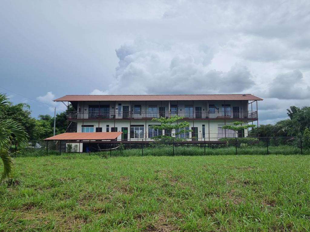 Zahrada ubytování Hummingbird Inn Pedasi